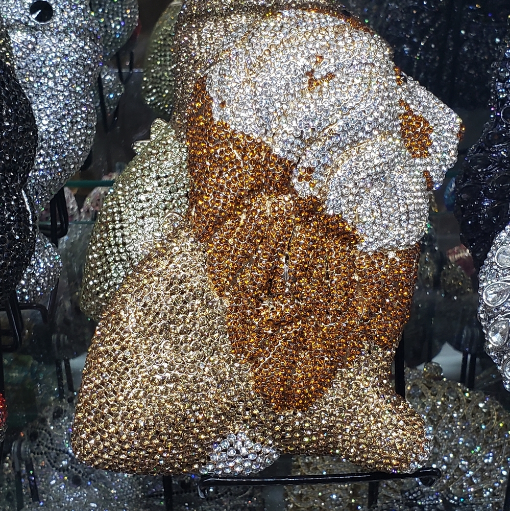 Lion Rhinestone Lady Clutch - Picture 3 of 4